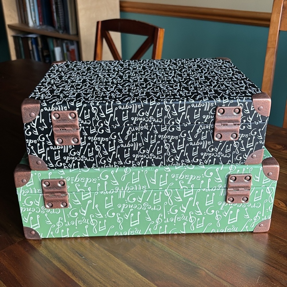 Music Notes and Terms along with Treble and Base Clefs NESTING BOX - metal lock - Picture 14 of 14